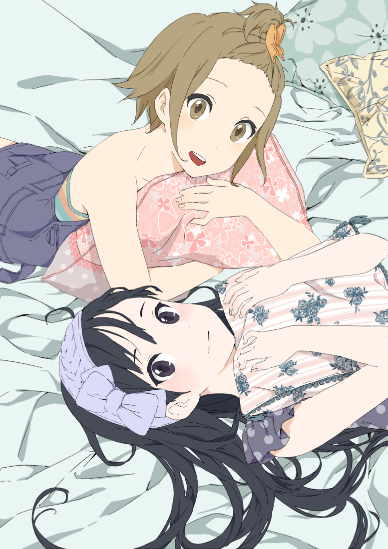 akiyama mio and tainaka ritsu (k-on!) drawn by kishida_nica