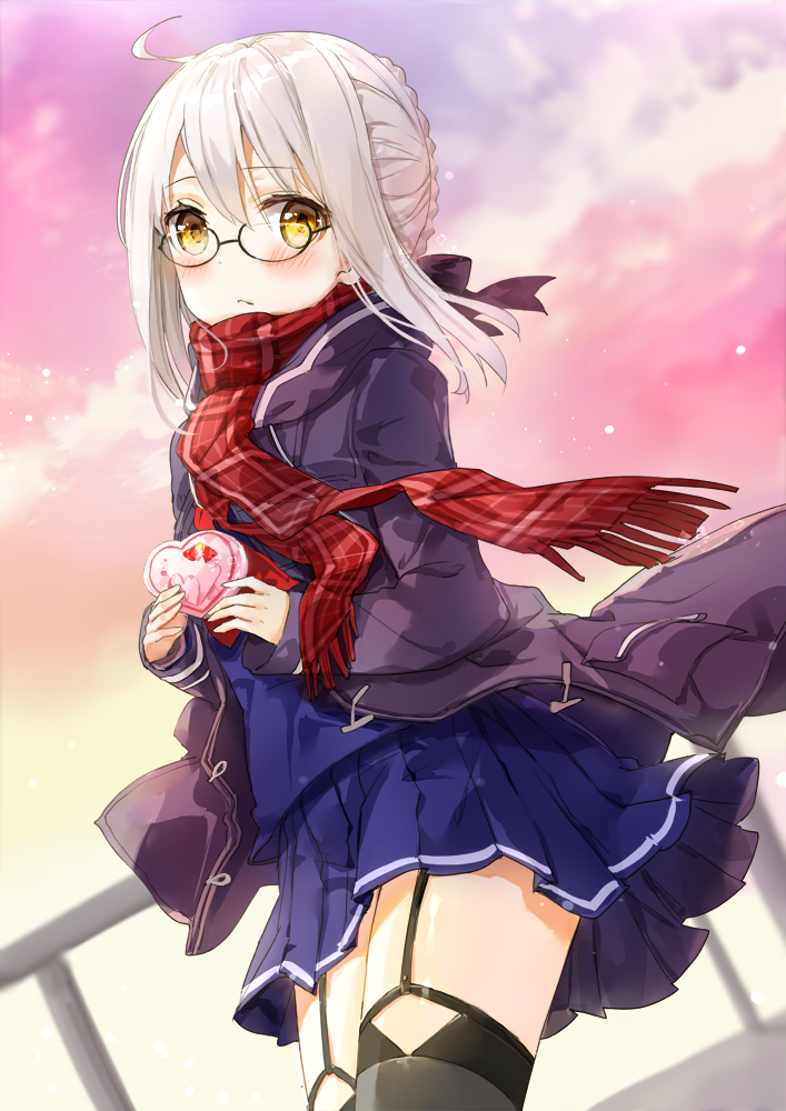 artoria pendragon and mysterious heroine x alter (fate and 1 more) drawn by fuumi_(radial_engine)