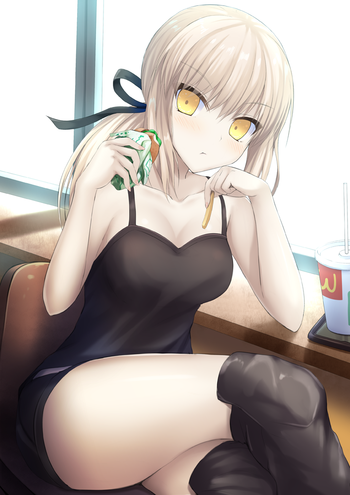 artoria pendragon and saber alter (fate and 2 more) drawn by taiki_ken