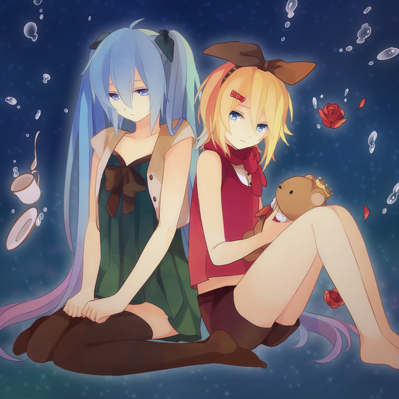 hatsune miku and kagamine rin (vocaloid) drawn by akiyoshi_(tama-pete)