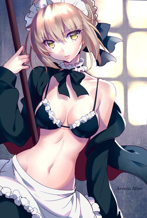 artoria pendragon and saber alter (fate and 1 more) drawn by nishimura_eri