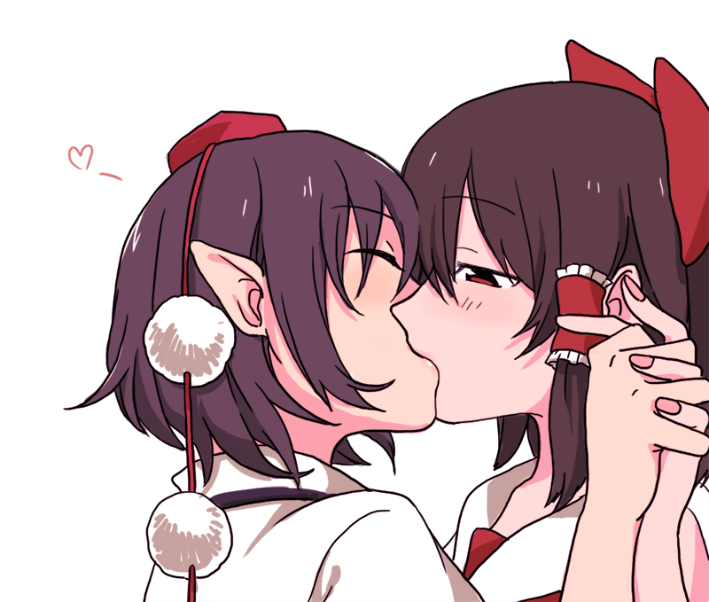 hakurei reimu and shameimaru aya (touhou) drawn by toujou_(toujou_ramen)