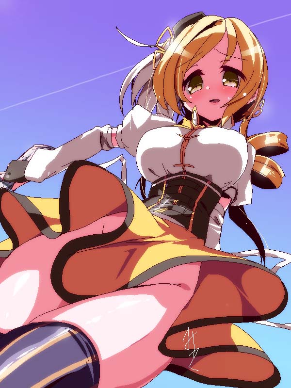 tomoe mami (mahou shoujo madoka magica) drawn by miuku_(marine_sapphire)