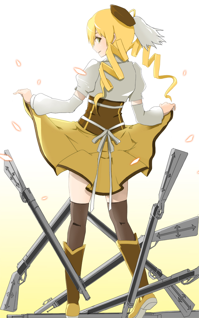 tomoe mami (mahou shoujo madoka magica and 2 more) drawn by kamukamu_(ars)