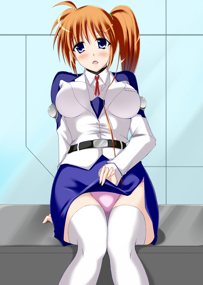 takamachi nanoha (lyrical nanoha and 1 more) drawn by sakura_yuu