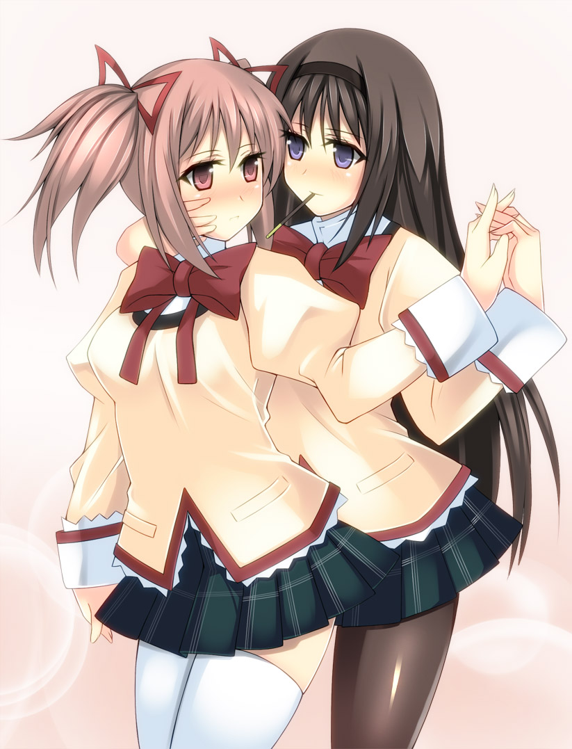 akemi homura and kaname madoka (mahou shoujo madoka magica) drawn by hevn