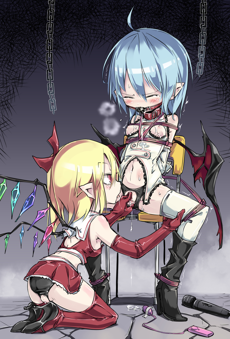 remilia scarlet and flandre scarlet (touhou) drawn by noya_makoto