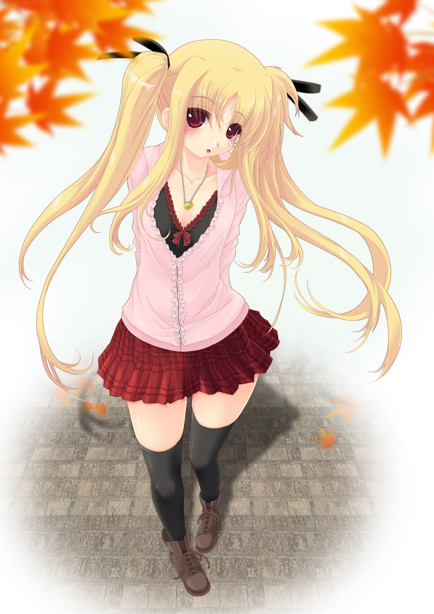 fate testarossa (lyrical nanoha and 1 more) drawn by frapowa