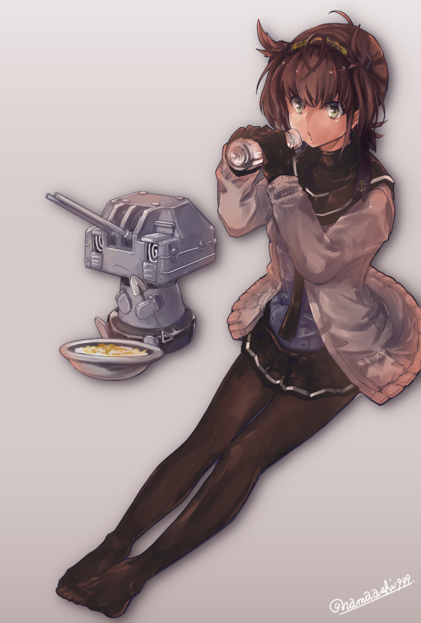 hatsuzuki and chou-10cm-hou-chan (kantai collection) drawn by namaashi_(user_fuga4235)