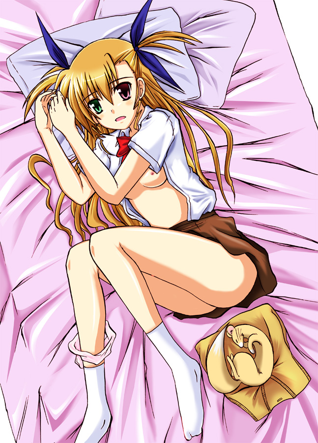 vivio and yuuno scrya (lyrical nanoha and 1 more) drawn by sakazaki_akira