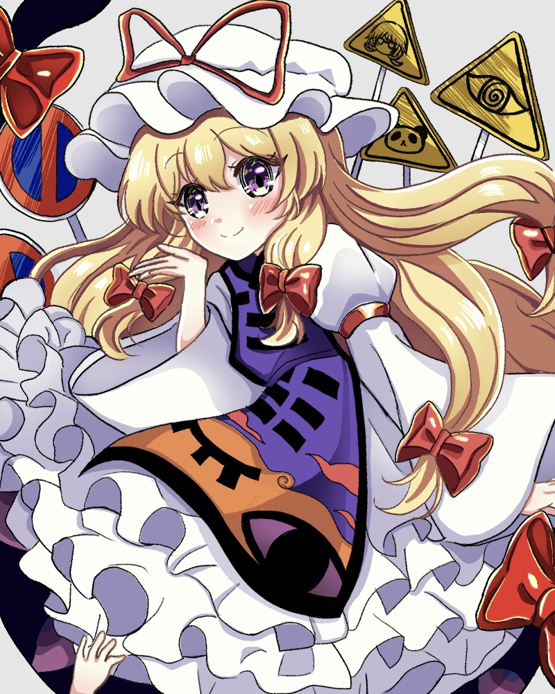 yakumo yukari (touhou and 1 more) drawn by kuronon