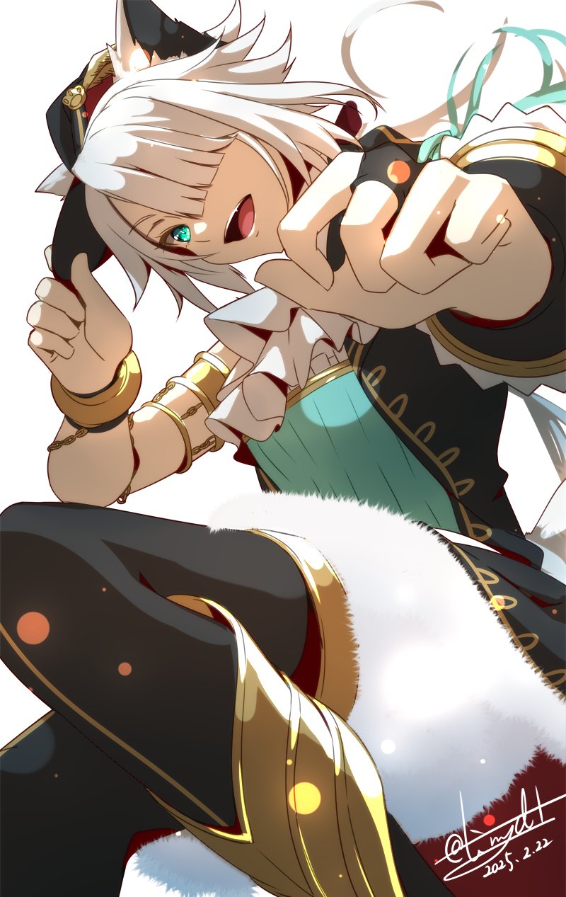 white cat (ys and 1 more) drawn by tinybiard