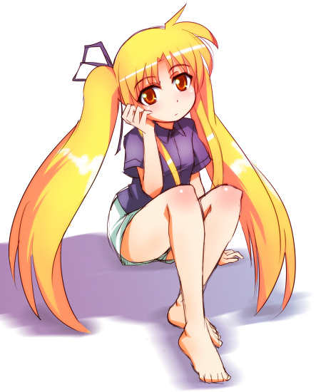 fate testarossa (lyrical nanoha and 1 more) drawn by yn1982