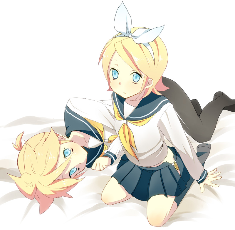 kagamine rin and kagamine len (vocaloid) drawn by eka_eri