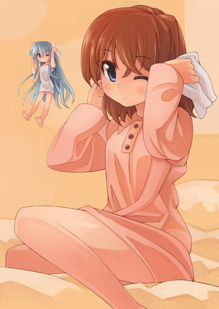 yagami hayate and reinforce zwei (lyrical nanoha and 1 more) drawn by kouno_hikaru