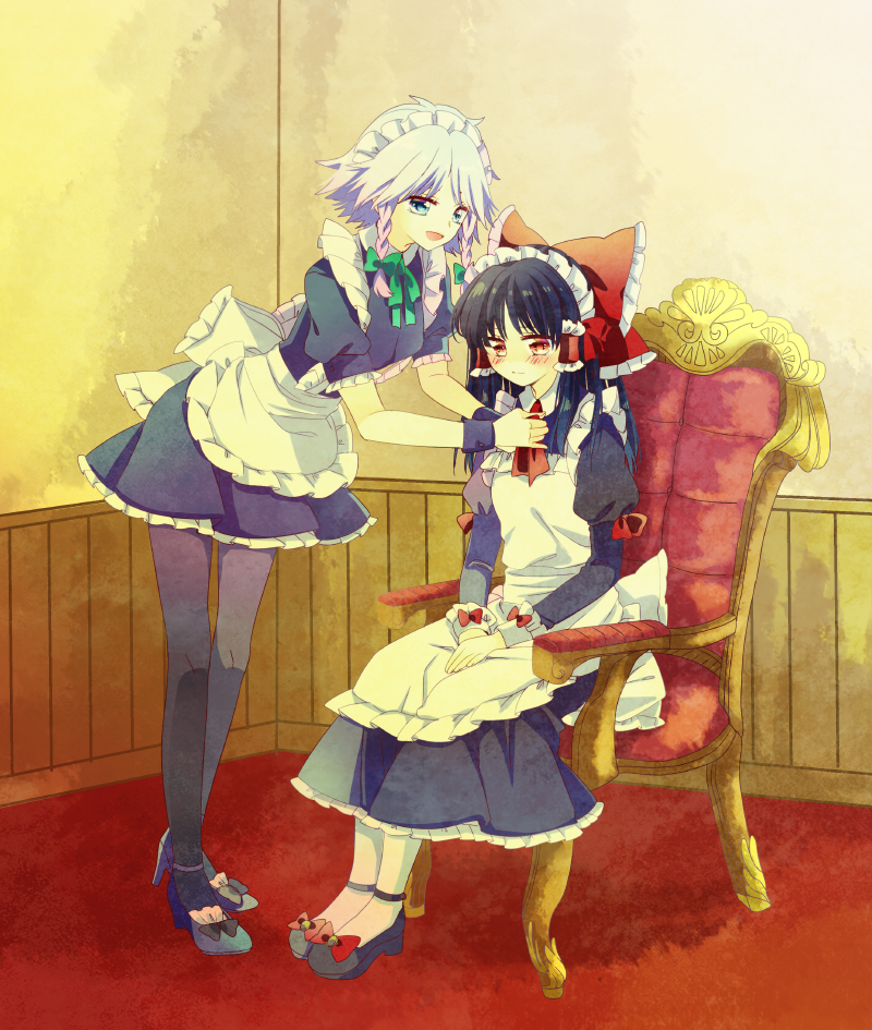 hakurei reimu and izayoi sakuya (touhou) drawn by muzuki_uruu