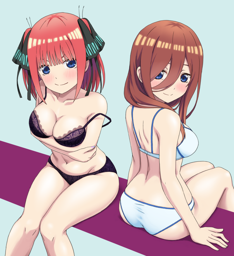 nakano nino and nakano miku (go-toubun no hanayome) drawn by vierosky