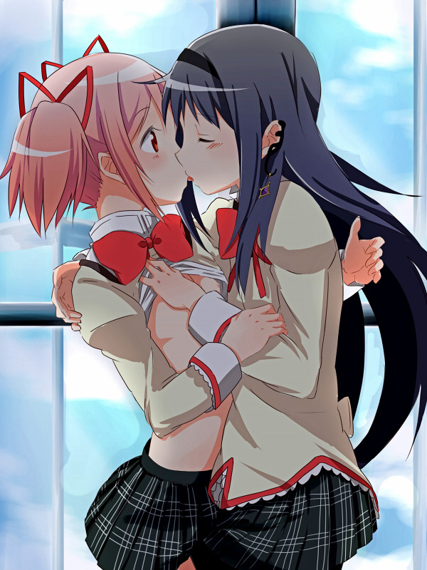 akemi homura and kaname madoka (mahou shoujo madoka magica and 1 more) drawn by neko_suke
