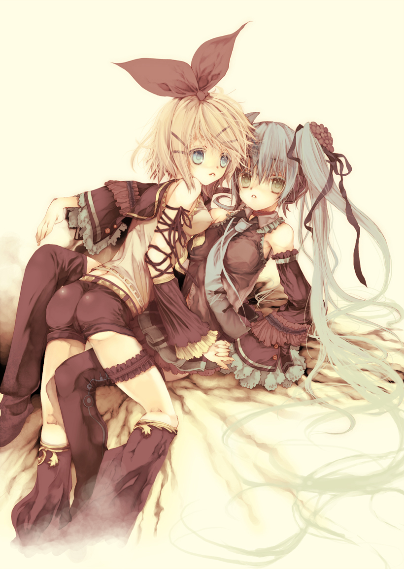 hatsune miku and kagamine rin (vocaloid) drawn by ooki_bonta