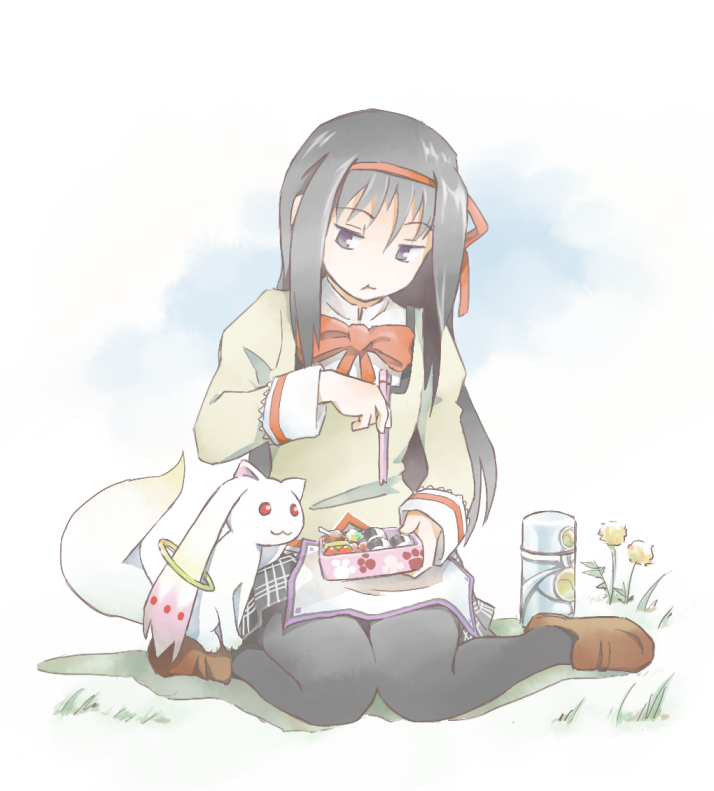 akemi homura and kyubey (mahou shoujo madoka magica) drawn by tewarusa