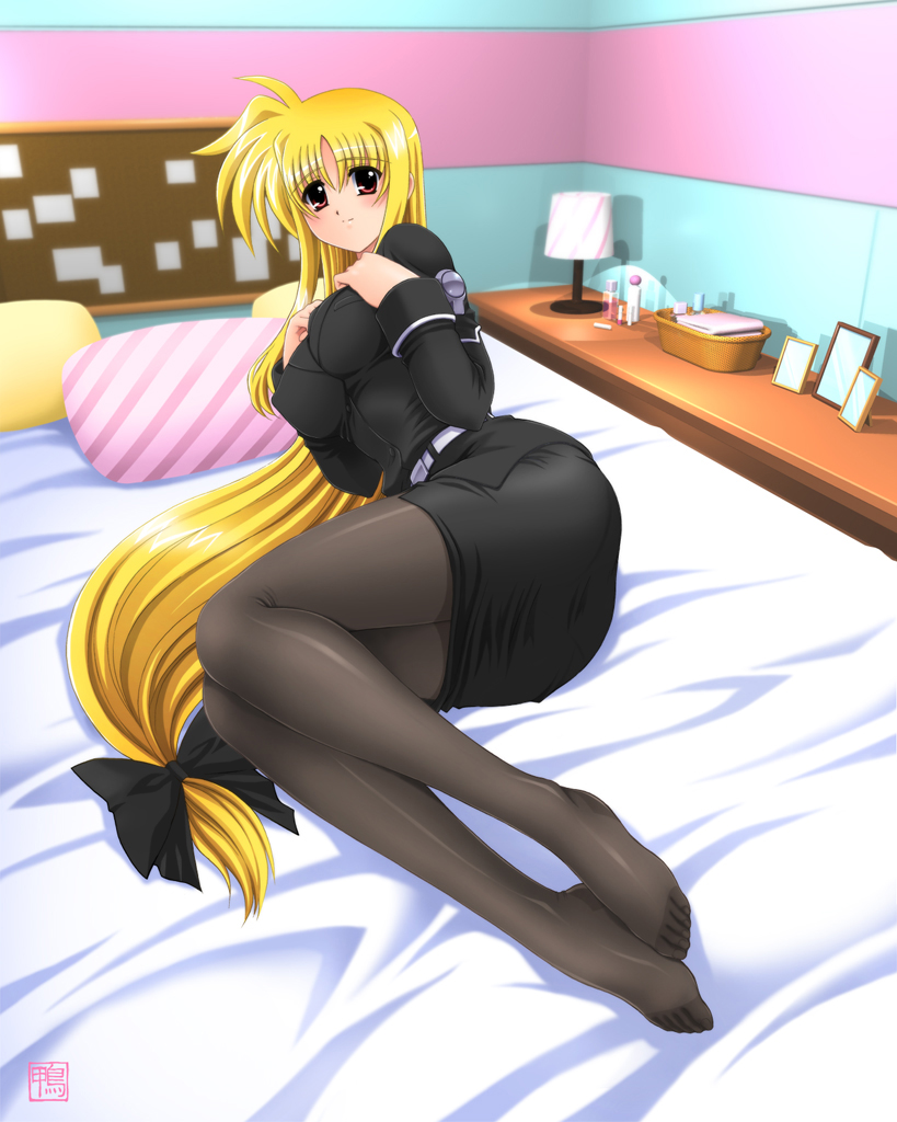fate testarossa (lyrical nanoha and 1 more) drawn by kamogawa_tanuki