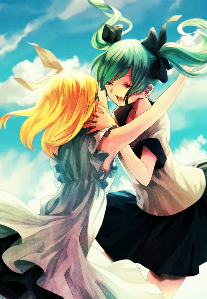 hatsune miku and kagamine rin (vocaloid) drawn by yuuji_(yujikazakiri)