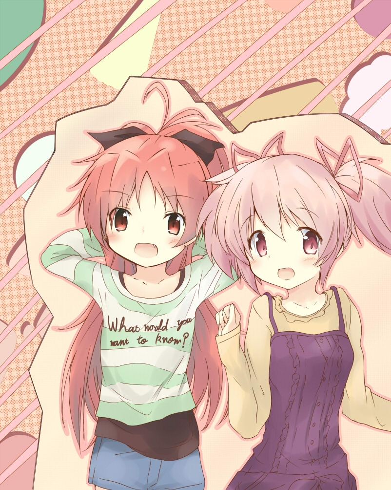 kaname madoka and sakura kyoko (mahou shoujo madoka magica) drawn by akisaka_yamoka