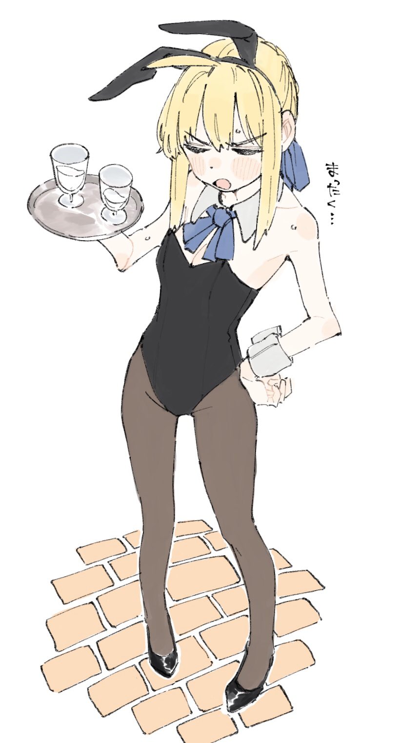 artoria pendragon and saber (fate and 1 more) drawn by tenoo12