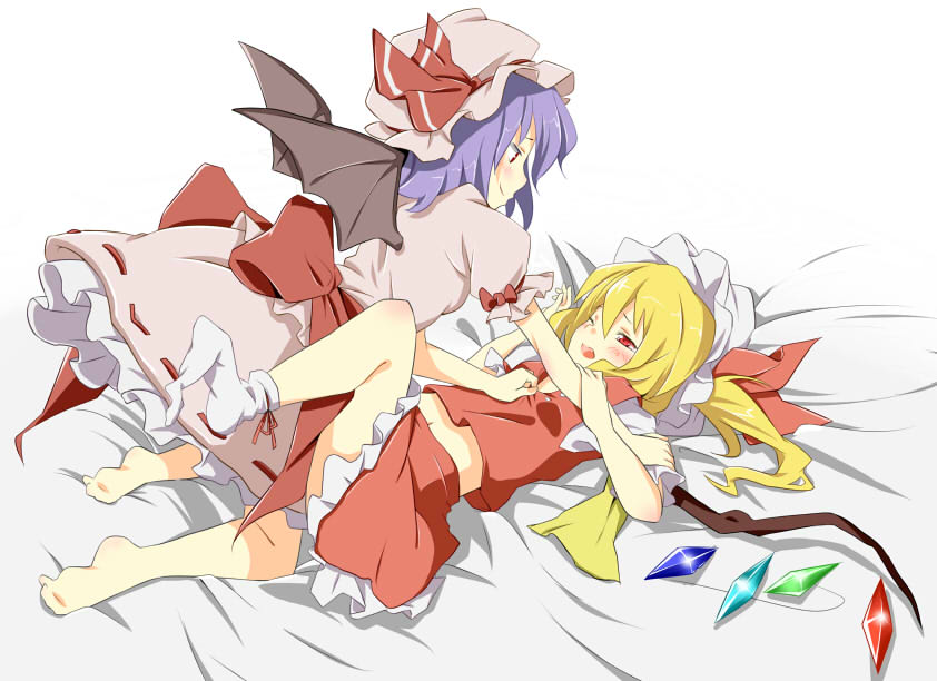 remilia scarlet and flandre scarlet (touhou) drawn by oguro_(moyashi_2-hon)