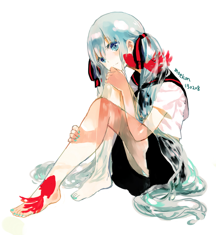 hatsune miku and bottle miku (vocaloid) drawn by moekon