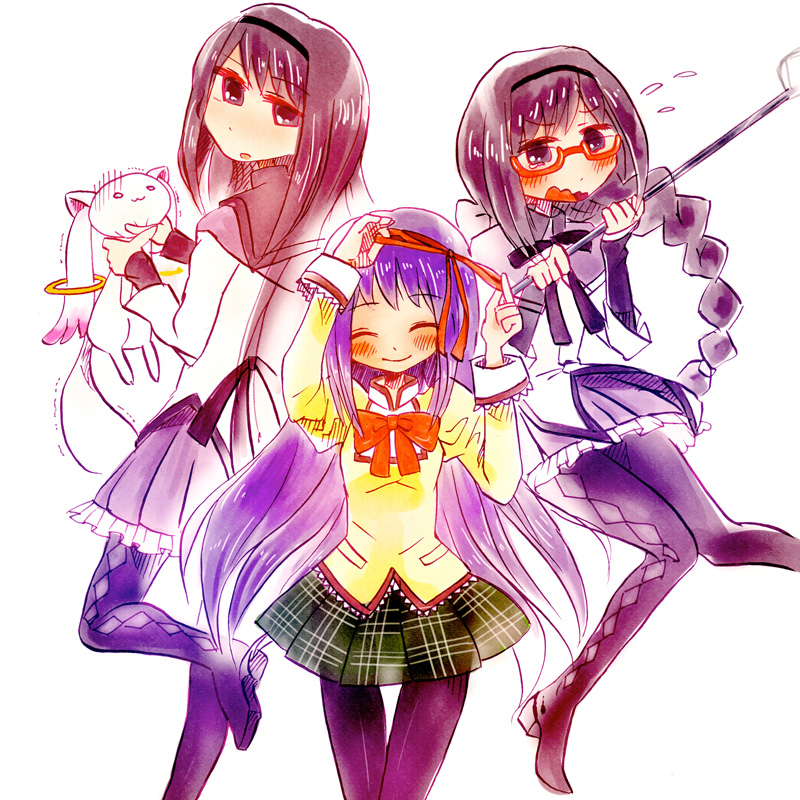 akemi homura and kyubey (mahou shoujo madoka magica) drawn by hozumi_(5+2head)
