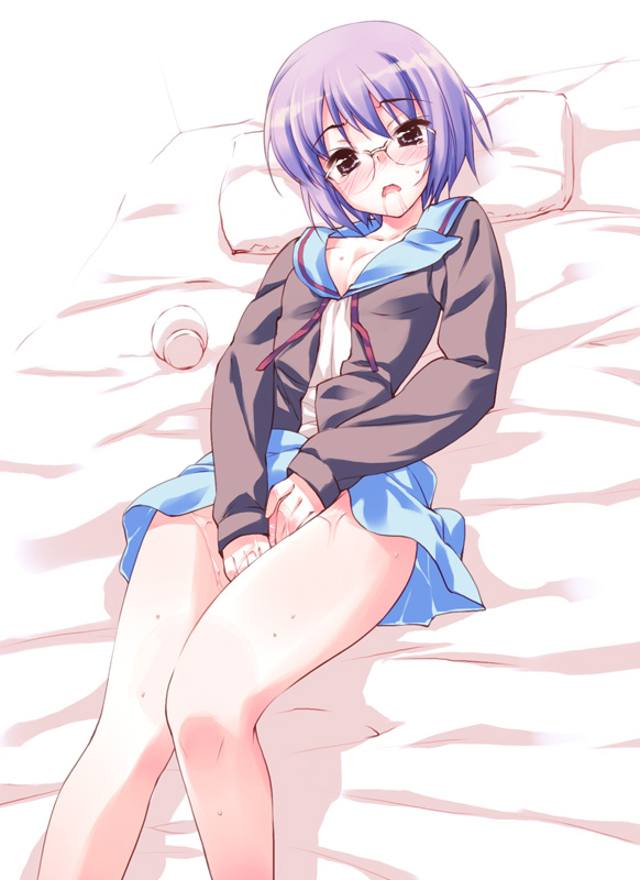 nagato yuki (suzumiya haruhi no yuuutsu and 1 more) drawn by hoshizaki_hikaru