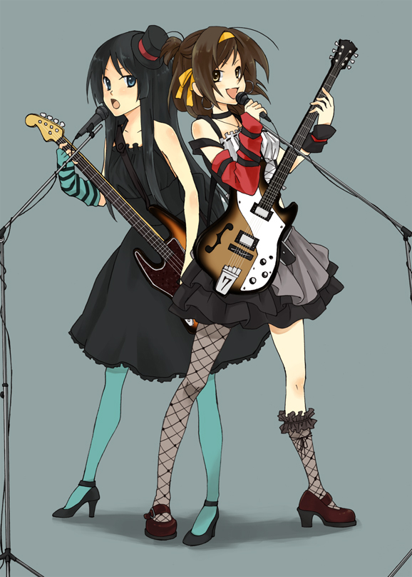 suzumiya haruhi and akiyama mio (k-on! and 2 more) drawn by kinoko_(kimtam)
