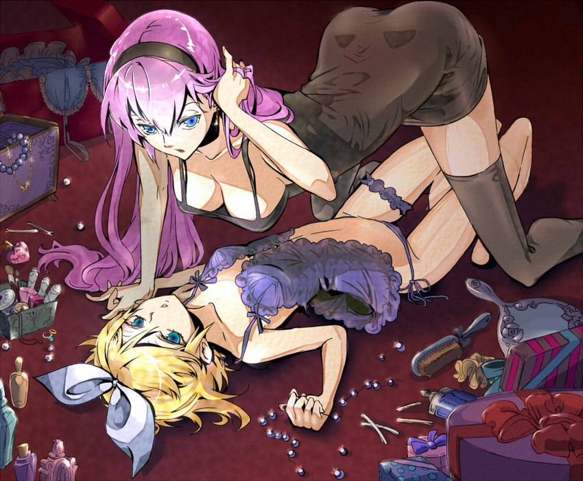 kagamine rin and megurine luka (vocaloid) drawn by vivienne-1023
