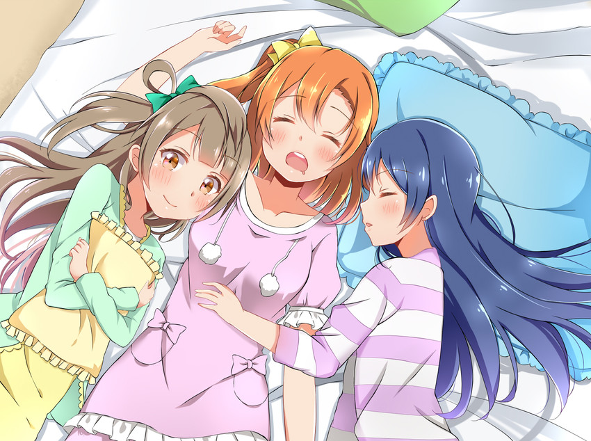 sonoda umi, minami kotori, and kosaka honoka (love live! and 1 more) drawn by dorisu2