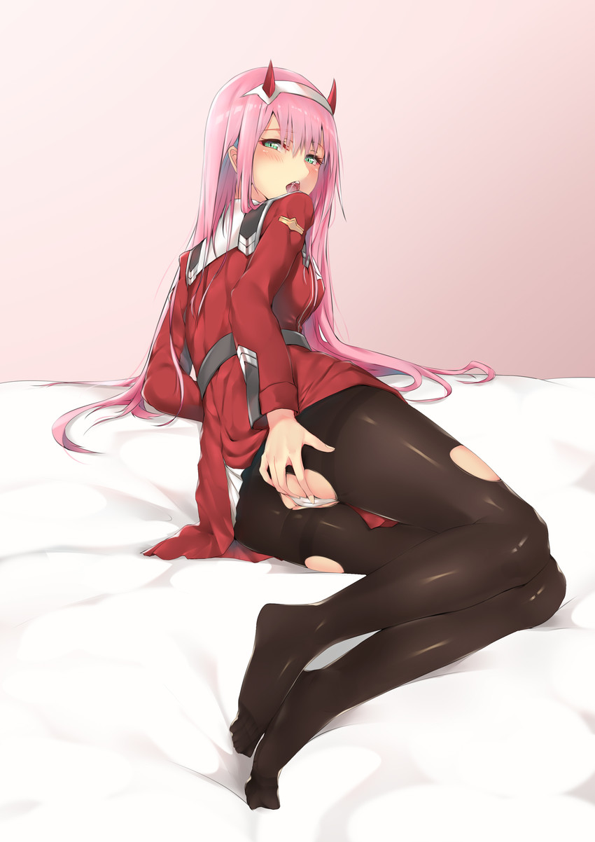 zero two (darling in the franxx) drawn by hentai_kuwa