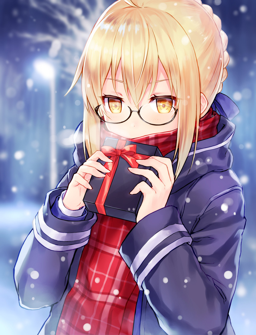 artoria pendragon and mysterious heroine x alter (fate and 1 more) drawn by yochichi_(yochiru)