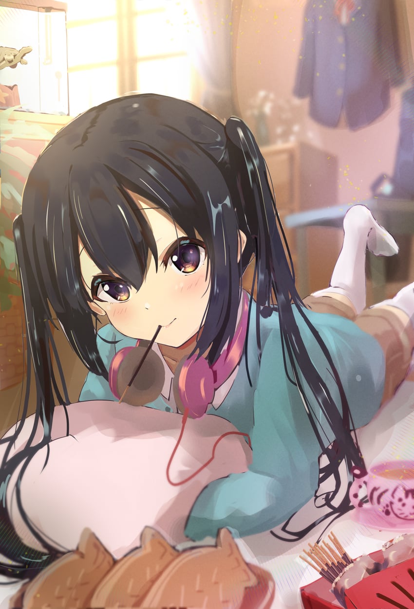 nakano azusa and ton-chan (k-on!) drawn by hai_0013