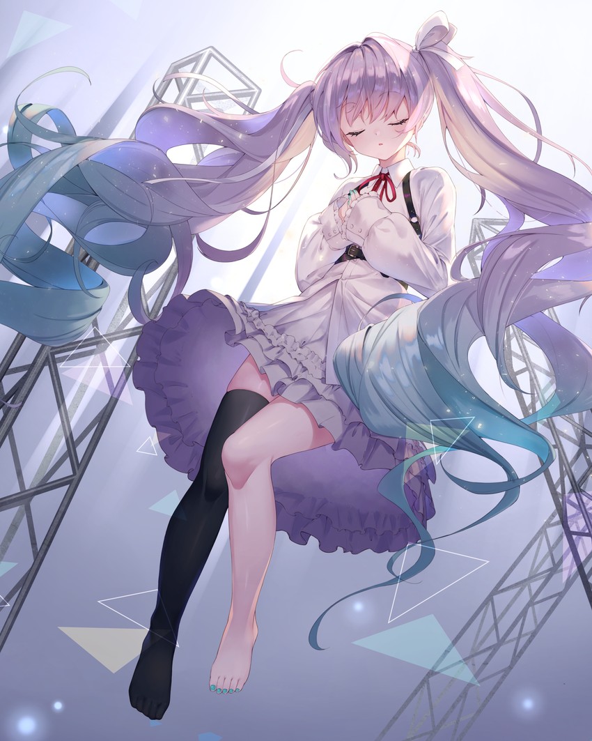 hatsune miku and 25-ji miku (vocaloid and 1 more) drawn by minato0683