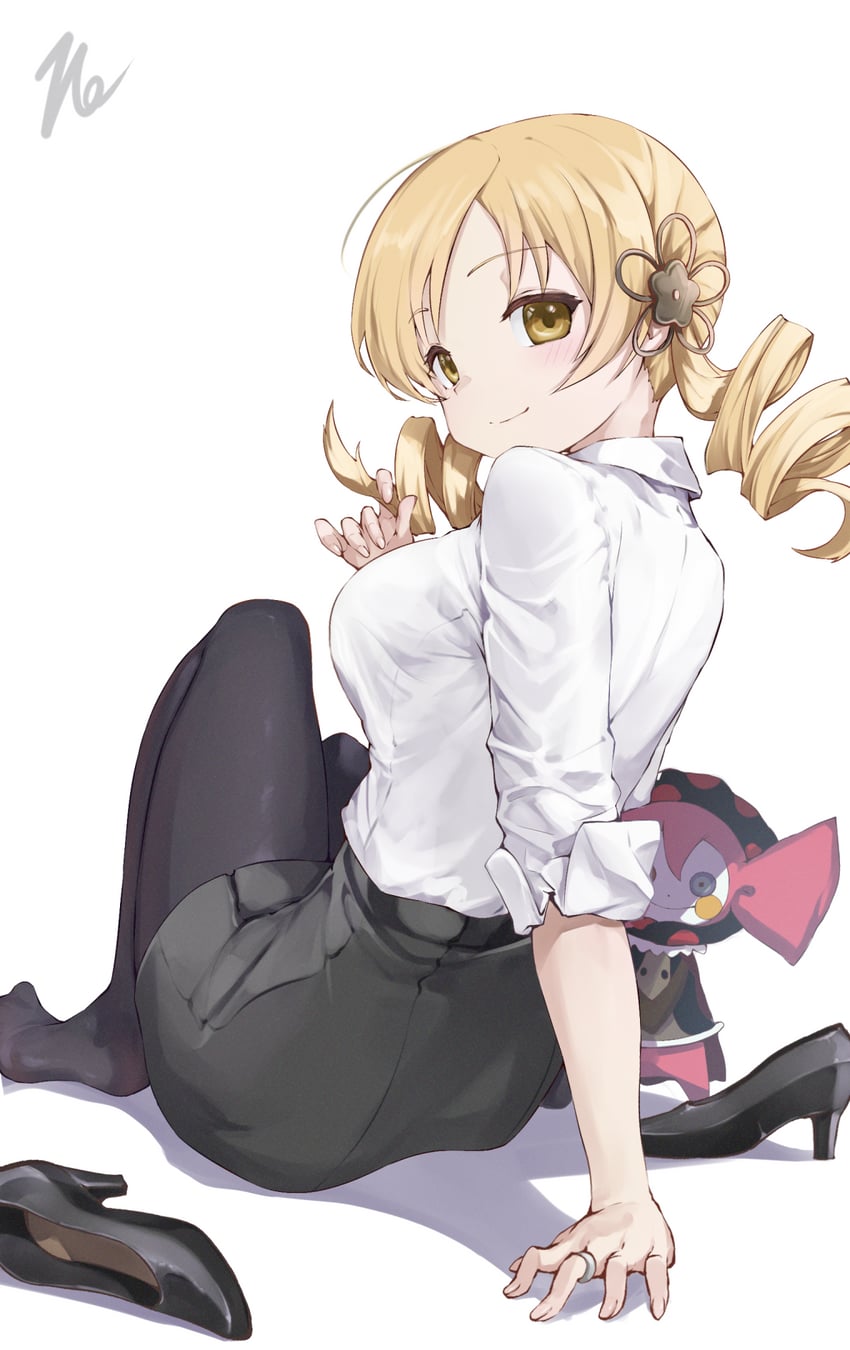tomoe mami and charlotte (mahou shoujo madoka magica) drawn by taka.yana