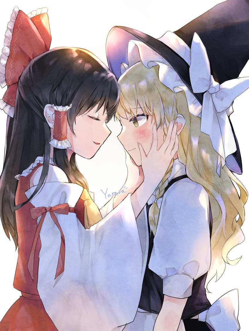 hakurei reimu and kirisame marisa (touhou) drawn by minatsuki_yurara