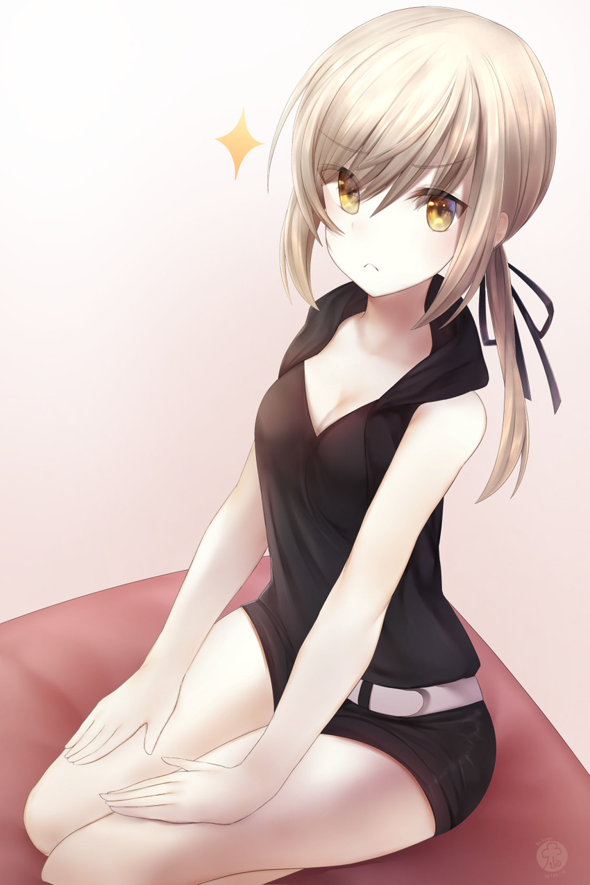 artoria pendragon and saber alter (fate and 1 more) drawn by nekodayo22