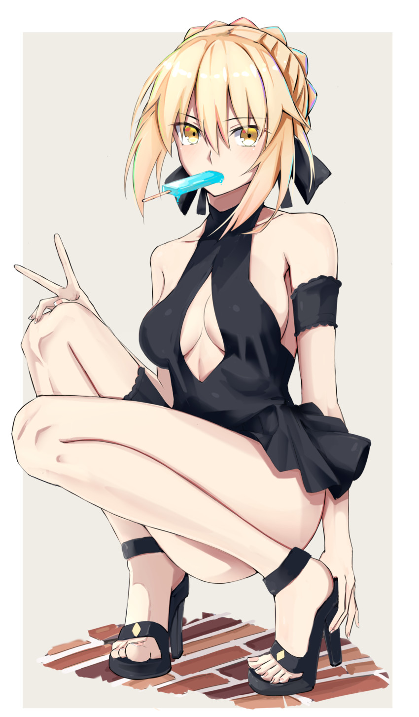 artoria pendragon and saber alter (fate and 1 more) drawn by yuchio