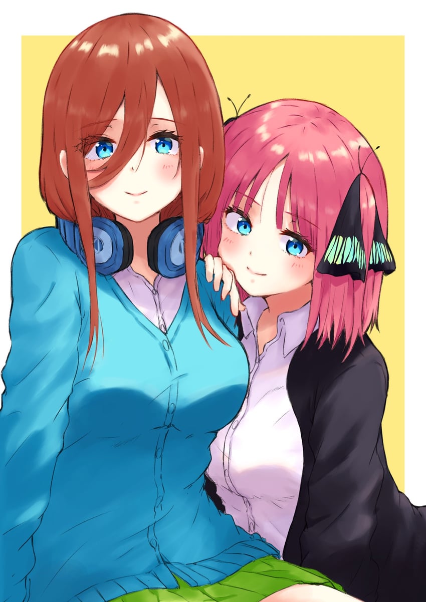 nakano nino and nakano miku (go-toubun no hanayome) drawn by yayoi_(touya)