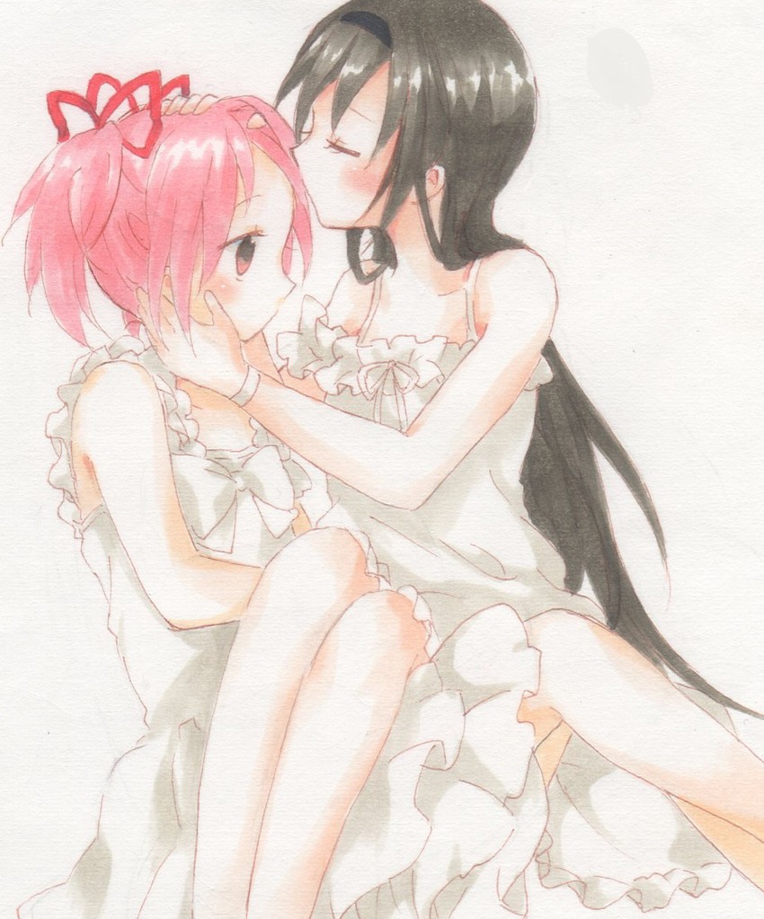 akemi homura and kaname madoka (mahou shoujo madoka magica) drawn by orika_(yuri10aka)