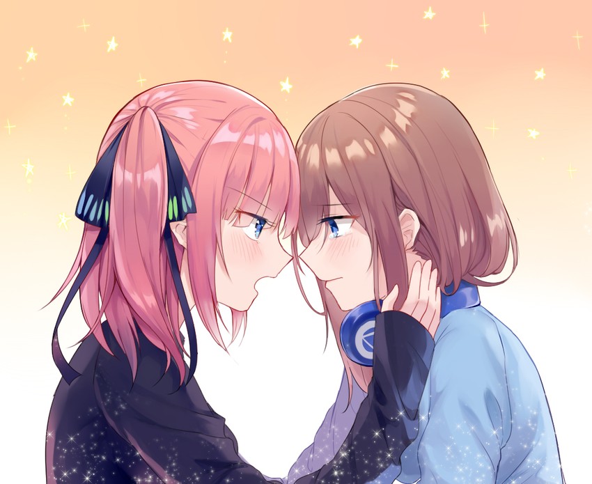 nakano nino and nakano miku (go-toubun no hanayome) drawn by akitsuki_(oenothera)