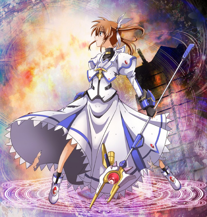 takamachi nanoha and raising heart (lyrical nanoha and 2 more) drawn by yotsuha_(little_squash)