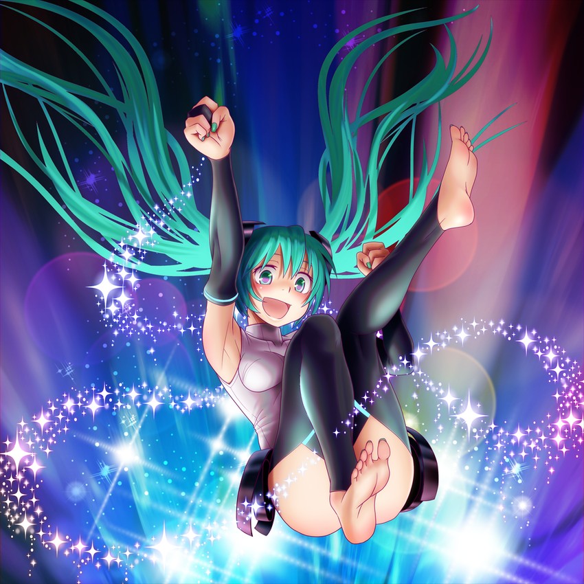 hatsune miku (vocaloid) drawn by wokada