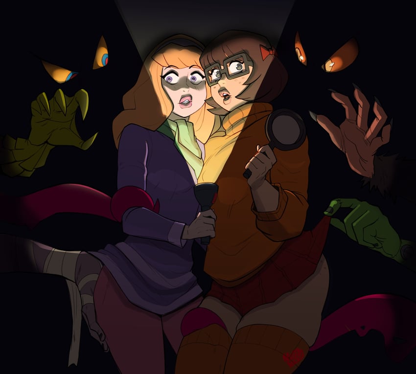 velma dinkley and daphne blake (scooby-doo) drawn by nagainosfw