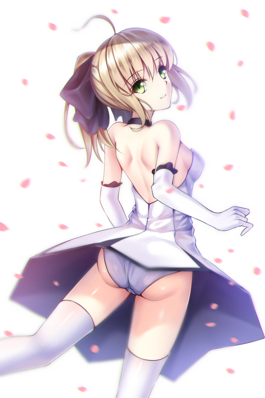 artoria pendragon and saber lily (fate and 2 more) drawn by veilrain
